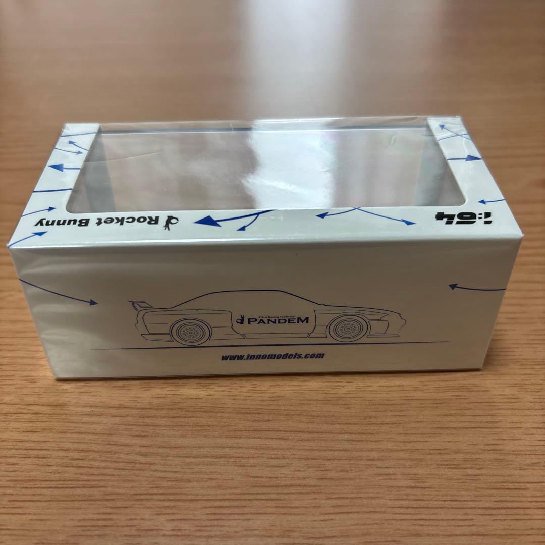 ミニカー inno64 SkylineGT-R R32 Pandem Toyo Tires