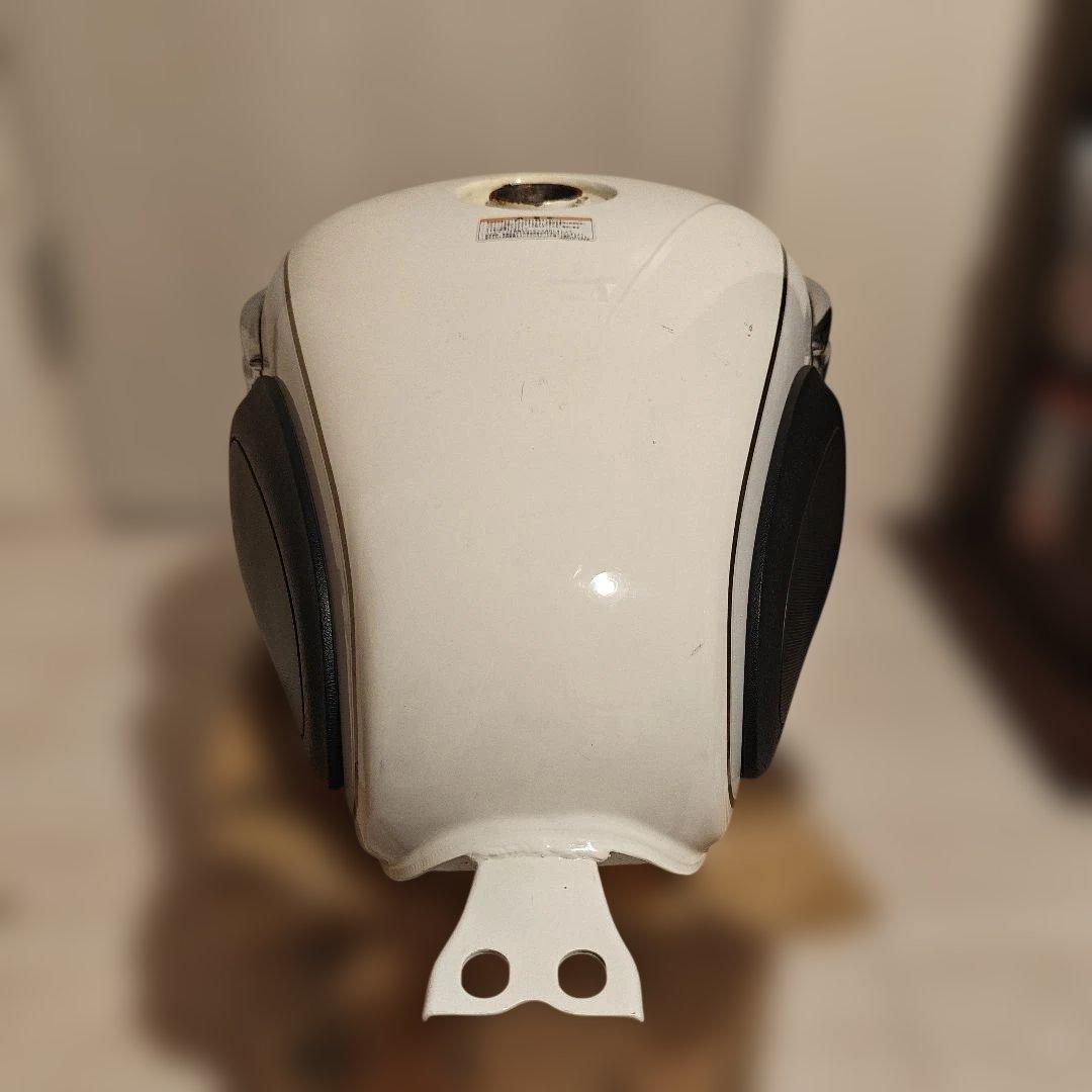 W650 タンク ホワイト