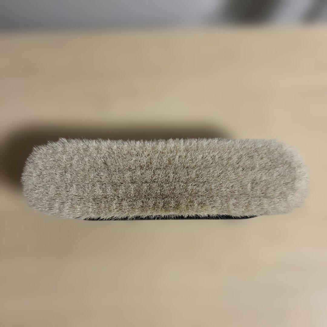 週末限定値下げ　THE SOLE ロシアンカーフ　　ブラック　山羊毛　洋服ブラシ