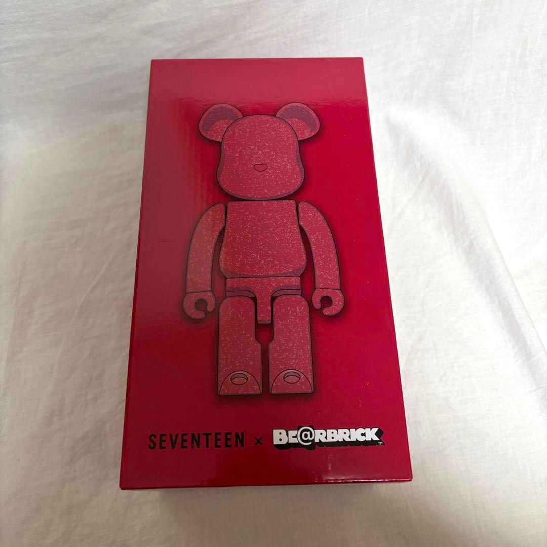 ウジ ベアブリック 400% SEVENTEEN