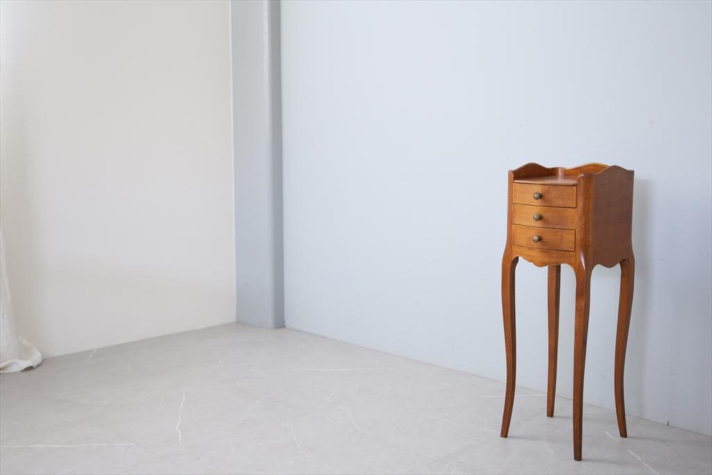 フランスアンティーク木製ベッドサイドキャビネット/ナイトテーブル机(90-62)