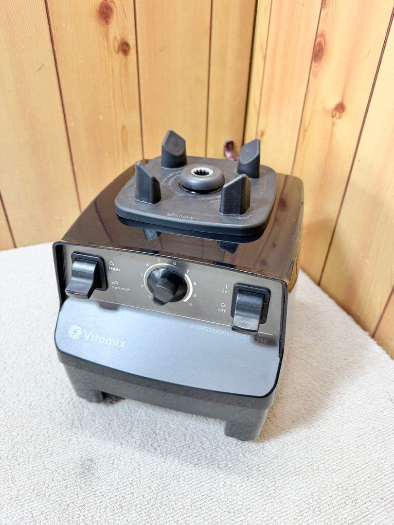 Vitamix バイタミックス ミキサー ブレンダー ブラック VM0103