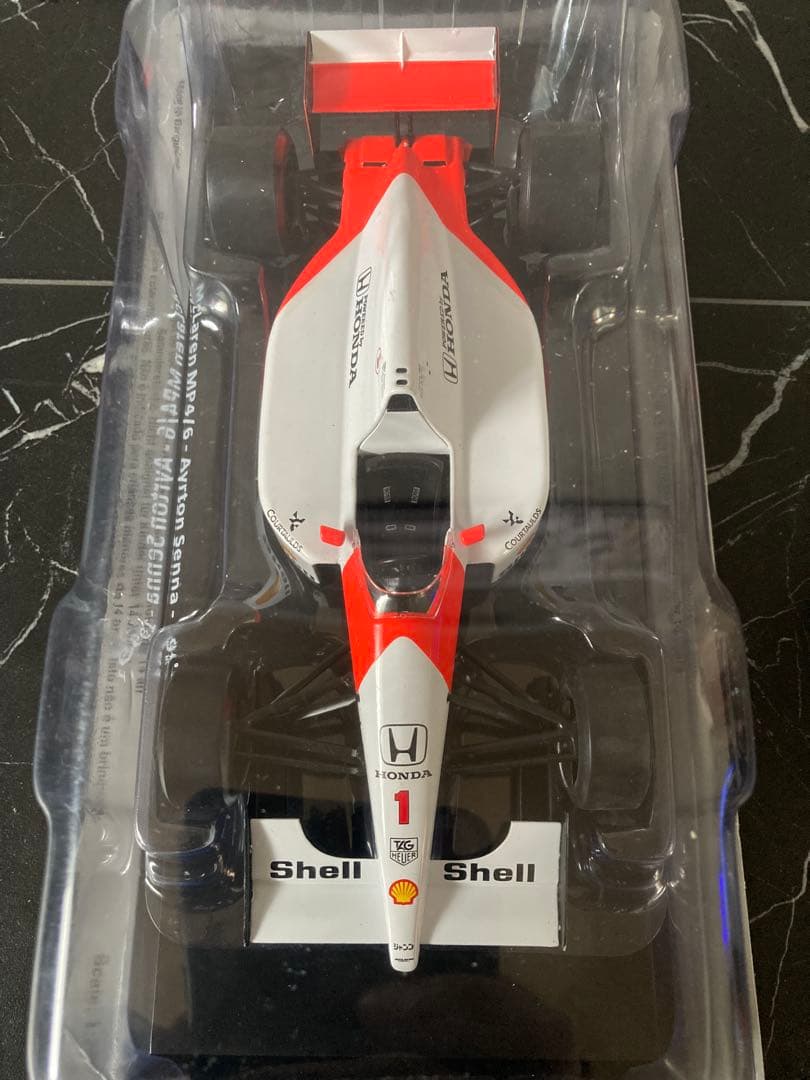 ヤ*リ様 日本未発売　ビッグスケールF1コレクション　マクラーレン MP4/6