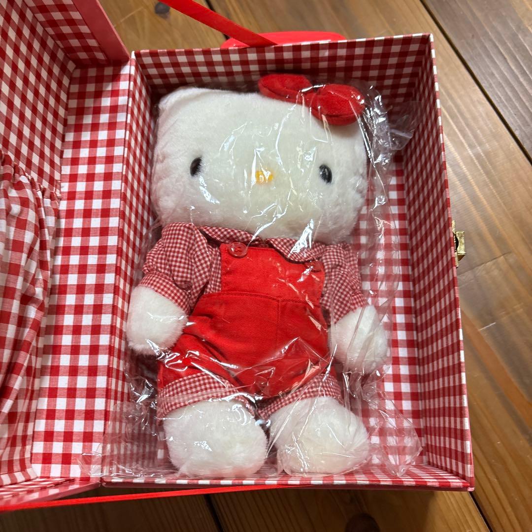 【未開封(ぬいぐるみのみ)】ハローキティ　ぬいぐるみ　箱付き