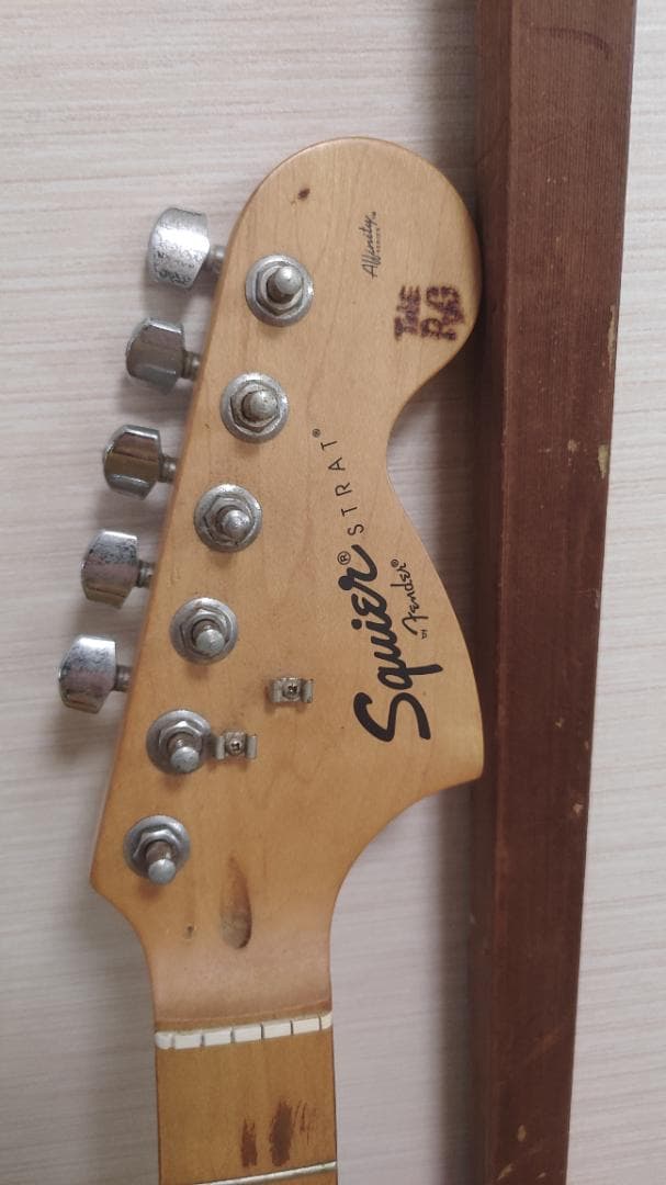 ギター Squier STRAT By Fender