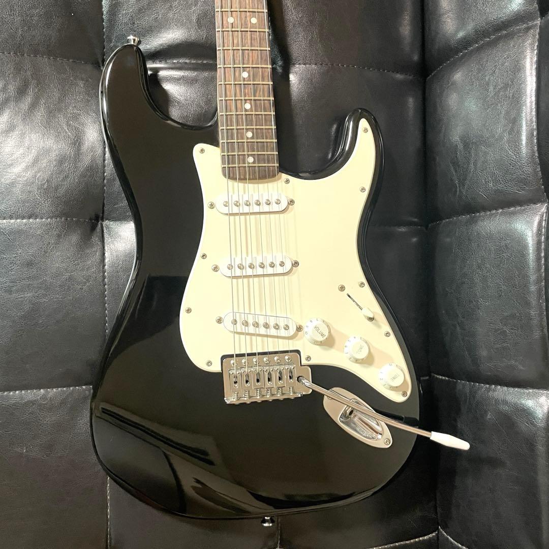 Squier by Fender STRAT Blackie ストラトブラック