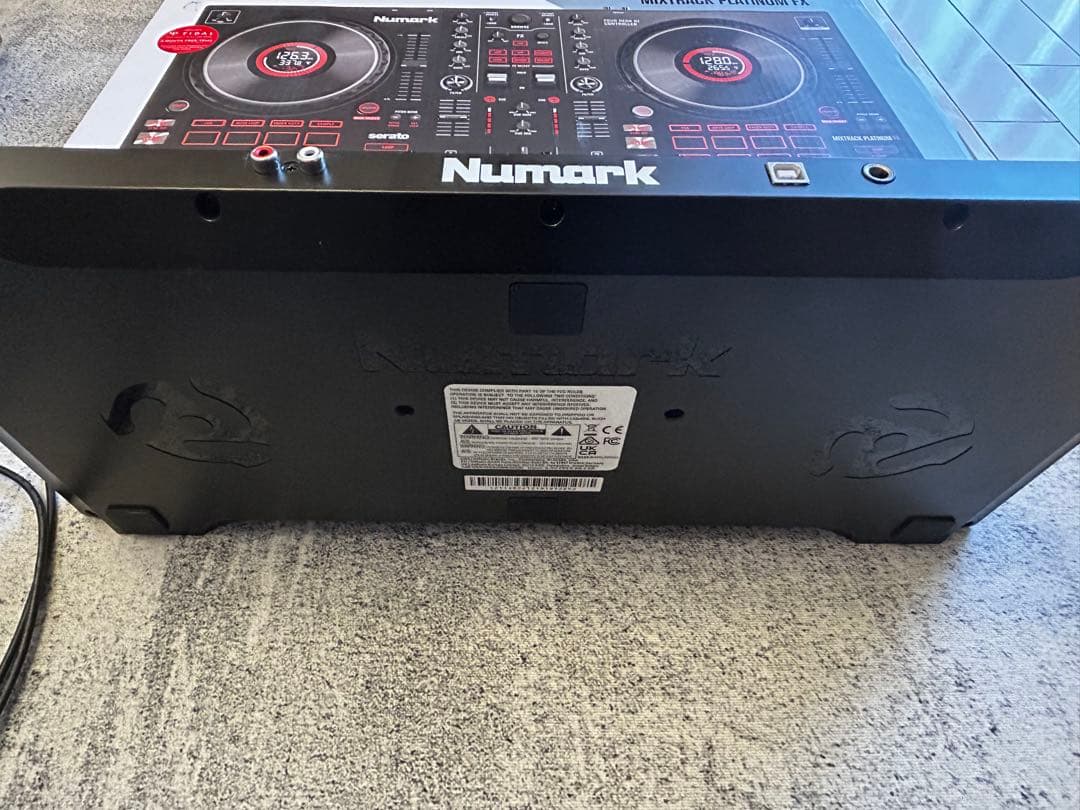 DJ機材 Numark MIXTRACK PLATINUM FX