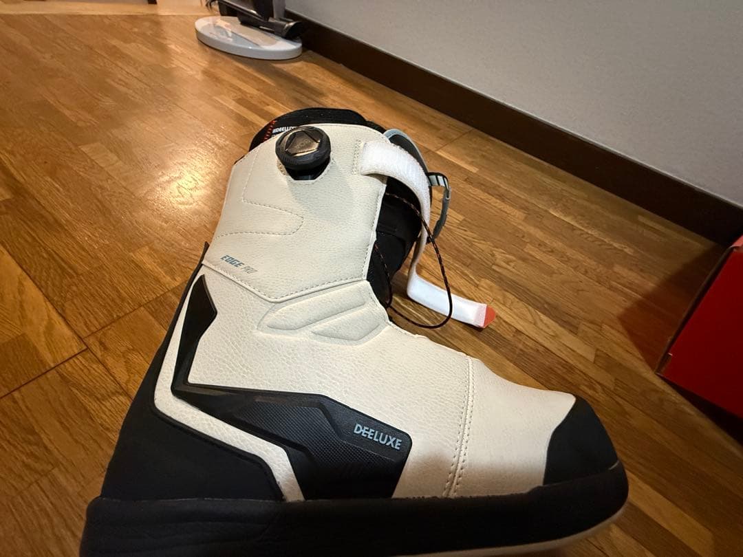 DEELUXE スノーボードブーツ ホワイト/ブラック