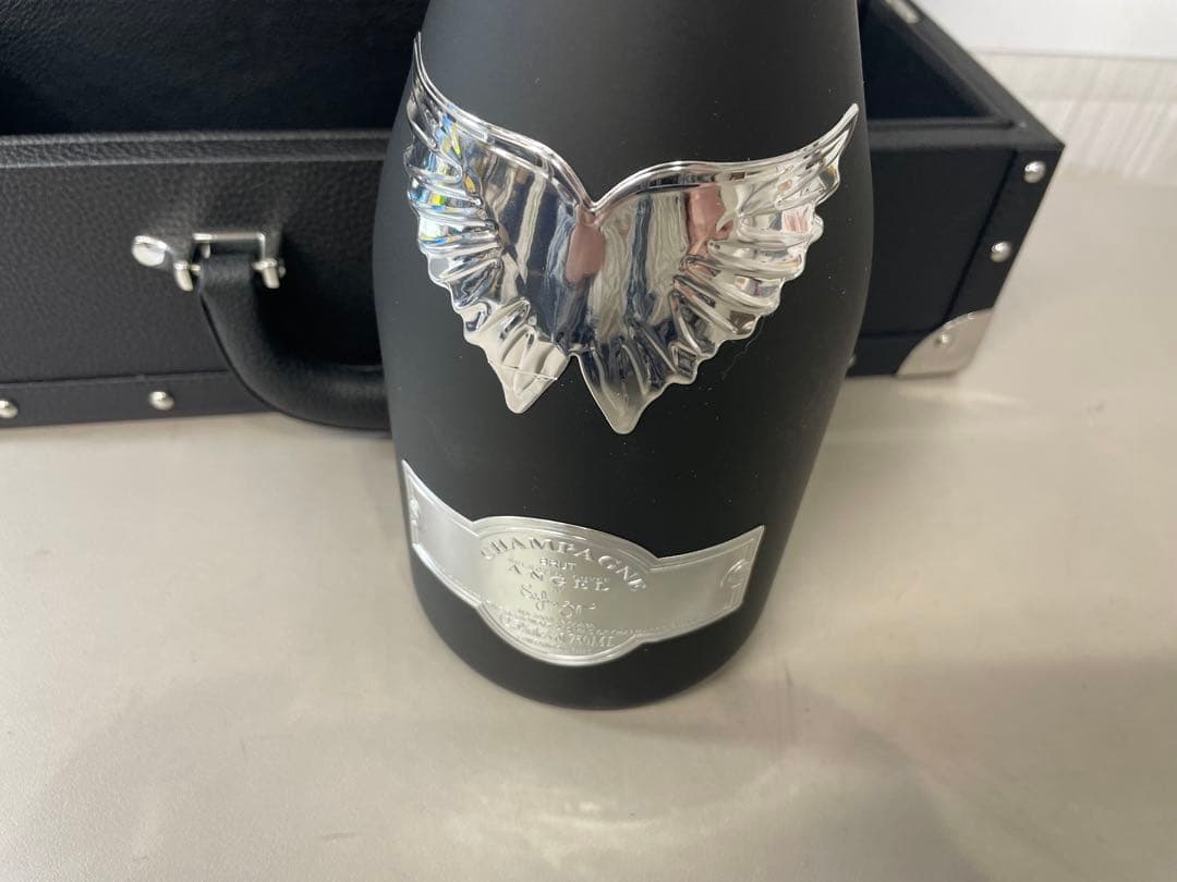 ANGEL シャンパン ブラック　箱付き