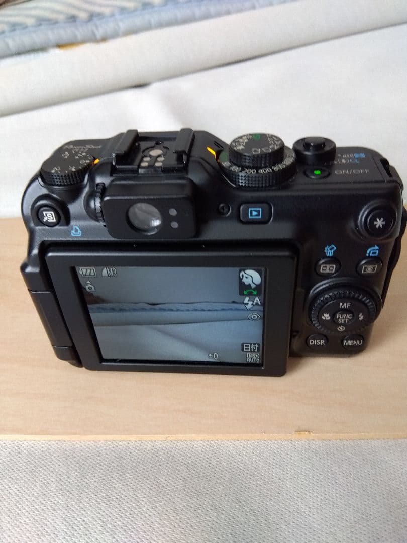 キヤノン PowerShot G11コンパクトデジカメ（充電器付）お値下げ!