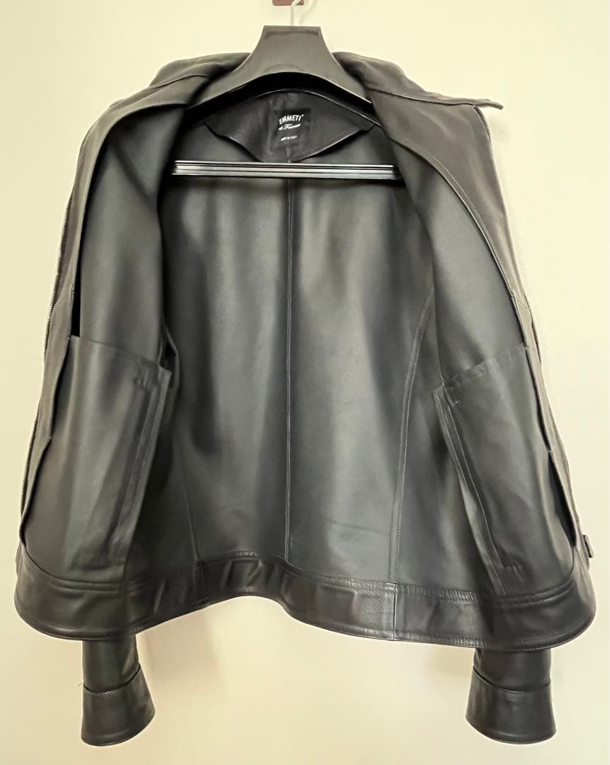 レア！EMMETI JURI カーフスキン シングルライダースジャケット 美品