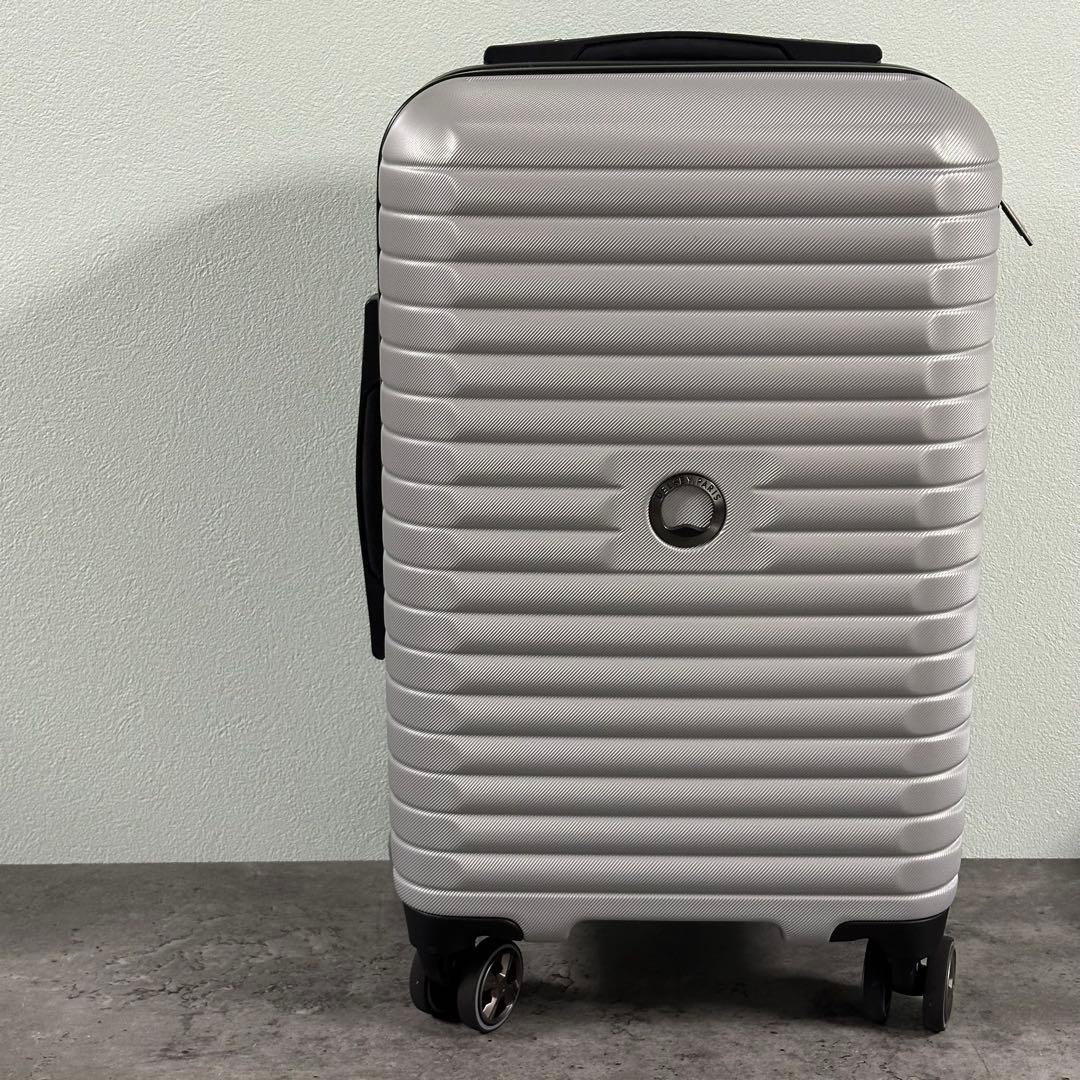 匿名発送　デルセー　DELSEY　キャリーケース　機内持込みサイズ