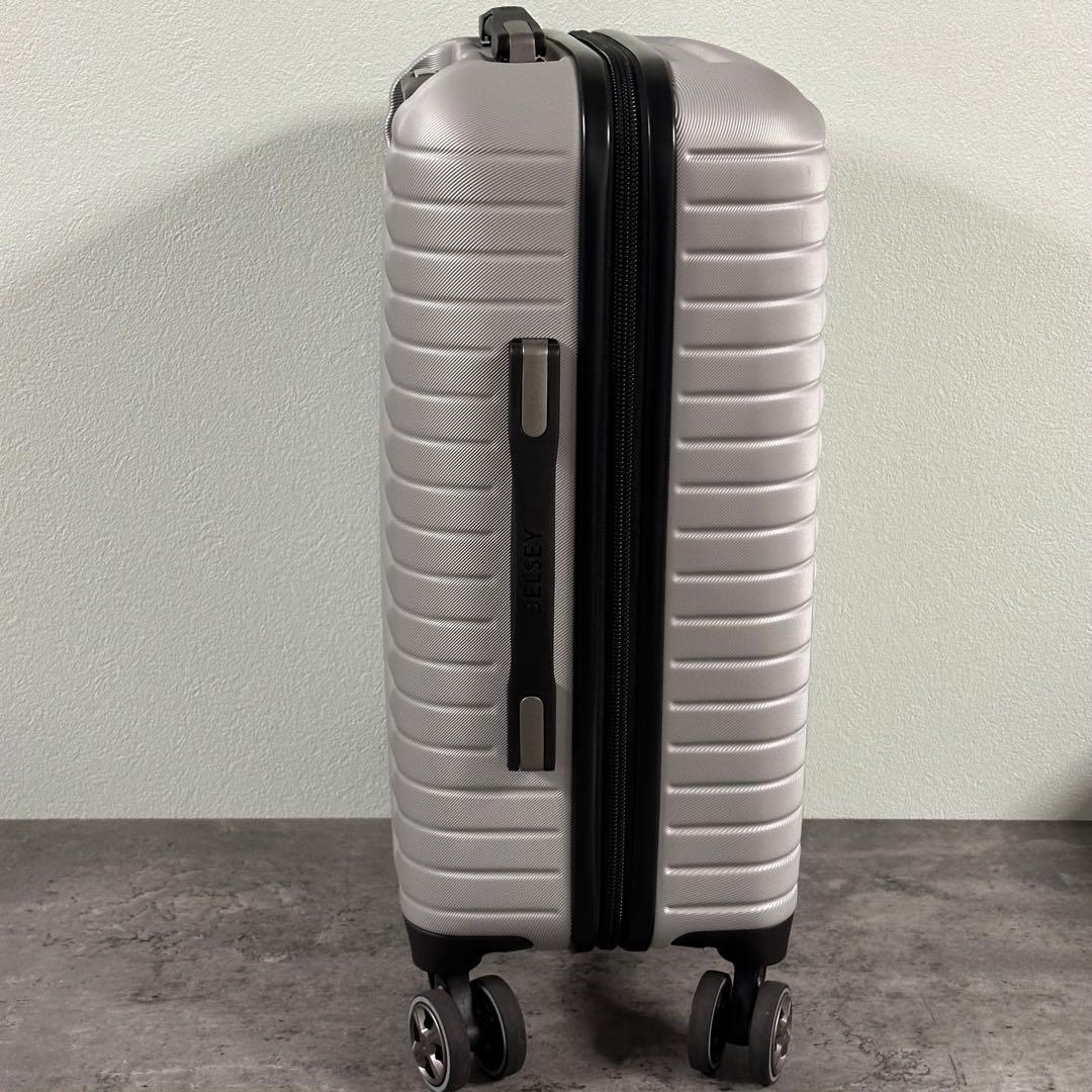 匿名発送　デルセー　DELSEY　キャリーケース　機内持込みサイズ