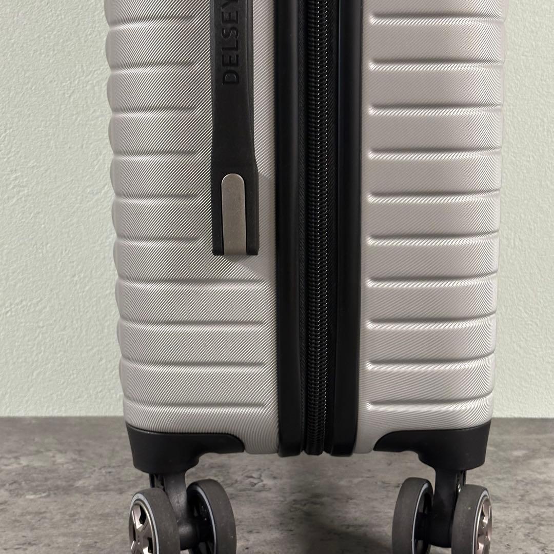 匿名発送　デルセー　DELSEY　キャリーケース　機内持込みサイズ