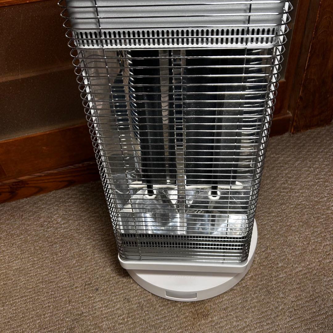 美品 DAIKIN ダイキン 遠赤外線暖房機 セラムヒート　ERFT11VS
