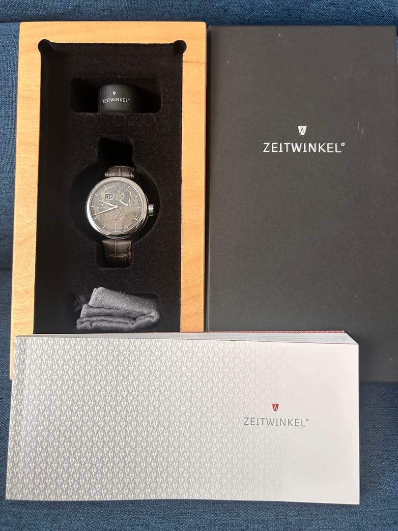 ZEITWINKEL 273° SAPHIR FUME