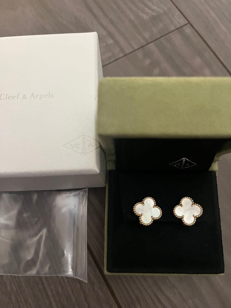 VanCleef&Arpels ♡ヴィンテージアルハンブラマザーオブパール