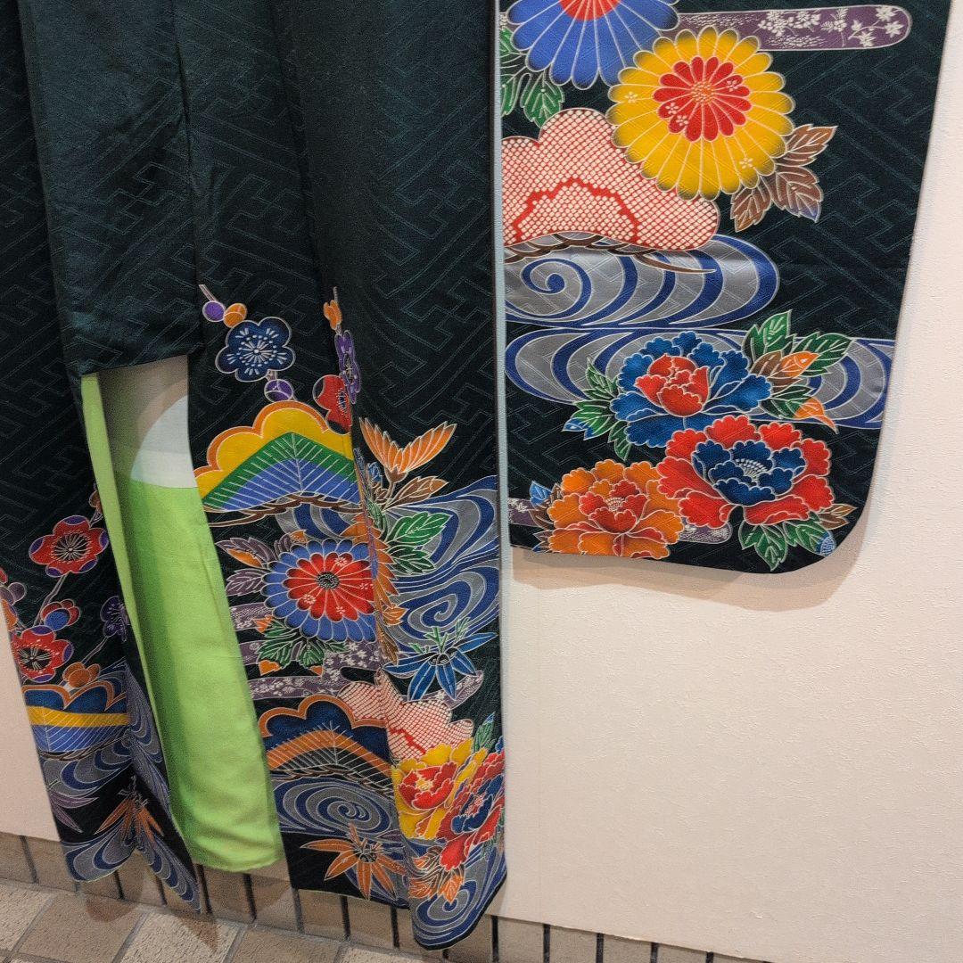 【上質】紅型風ダークグリーン花柄振袖