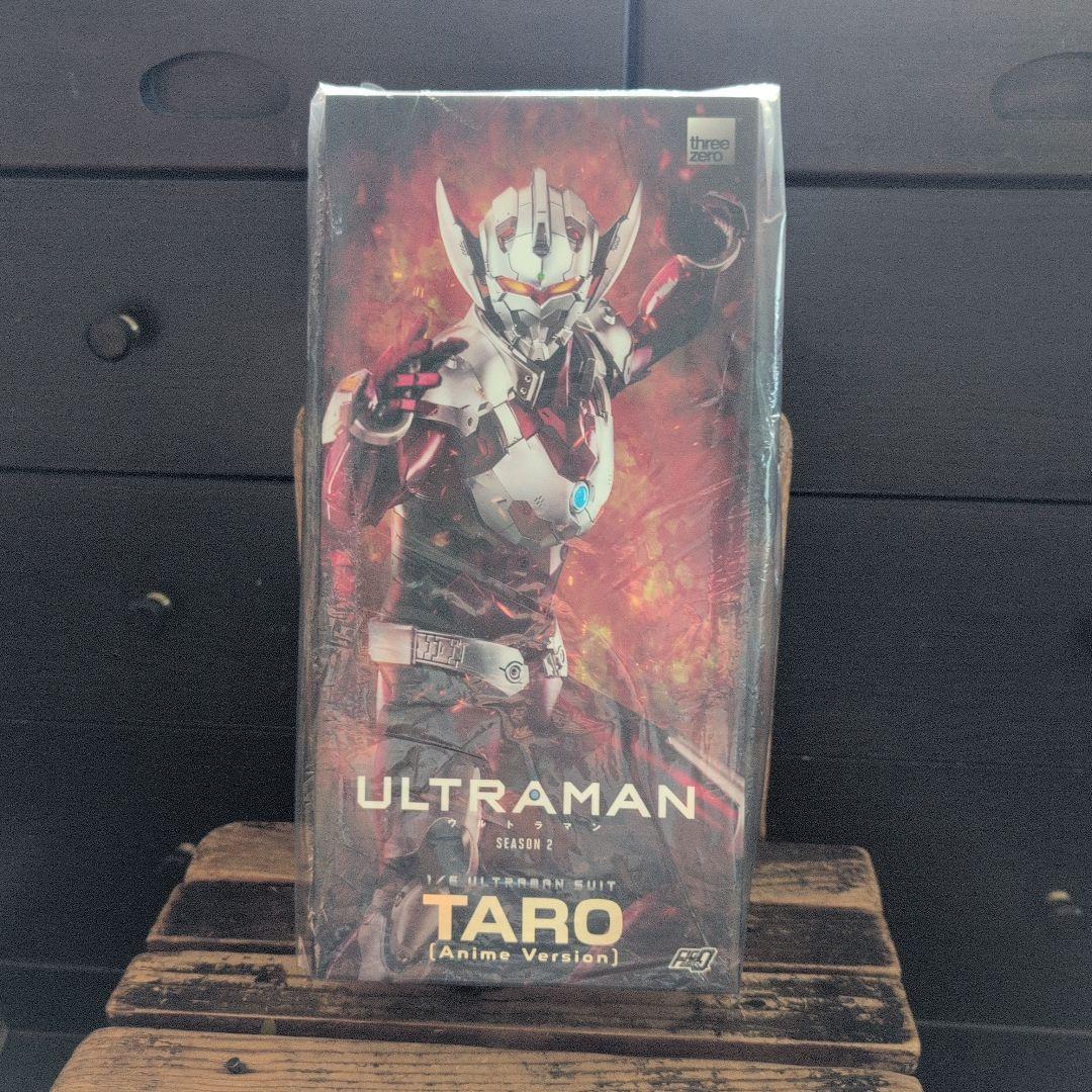 threezeroULTRAMAN SUIT タロウ