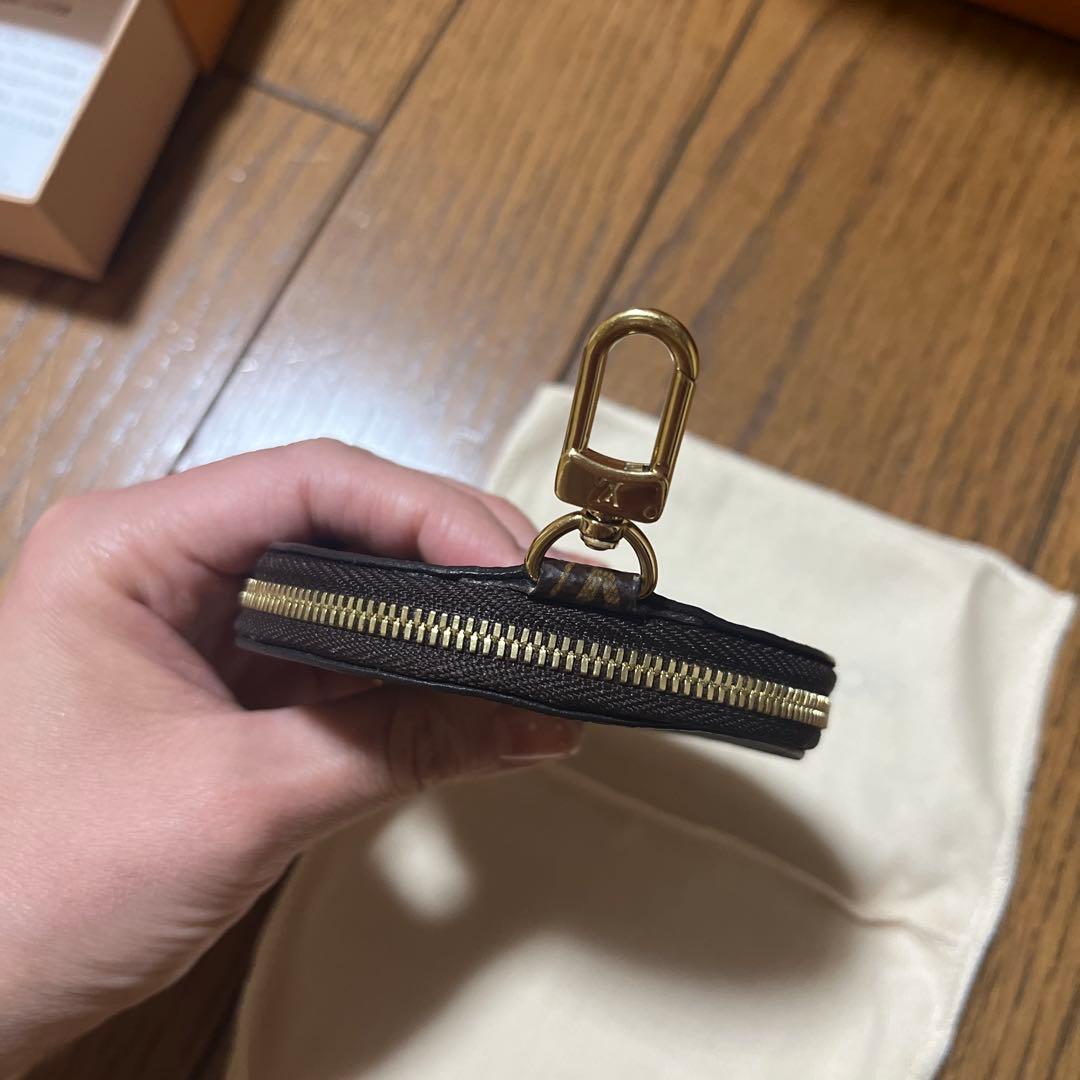 Louis Vuitton モノグラムのケース