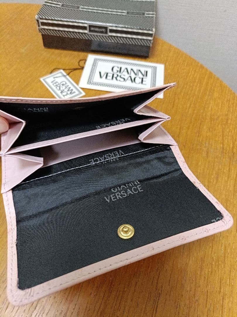 新品 VERSACE ピンク 三つ折り財布3