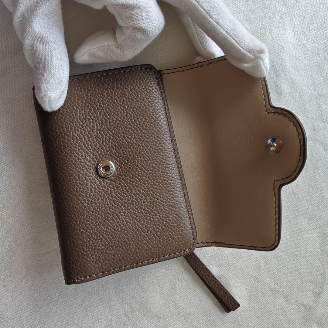 未使用級　トリーバーチ　ロビンソンペプルドウォレット