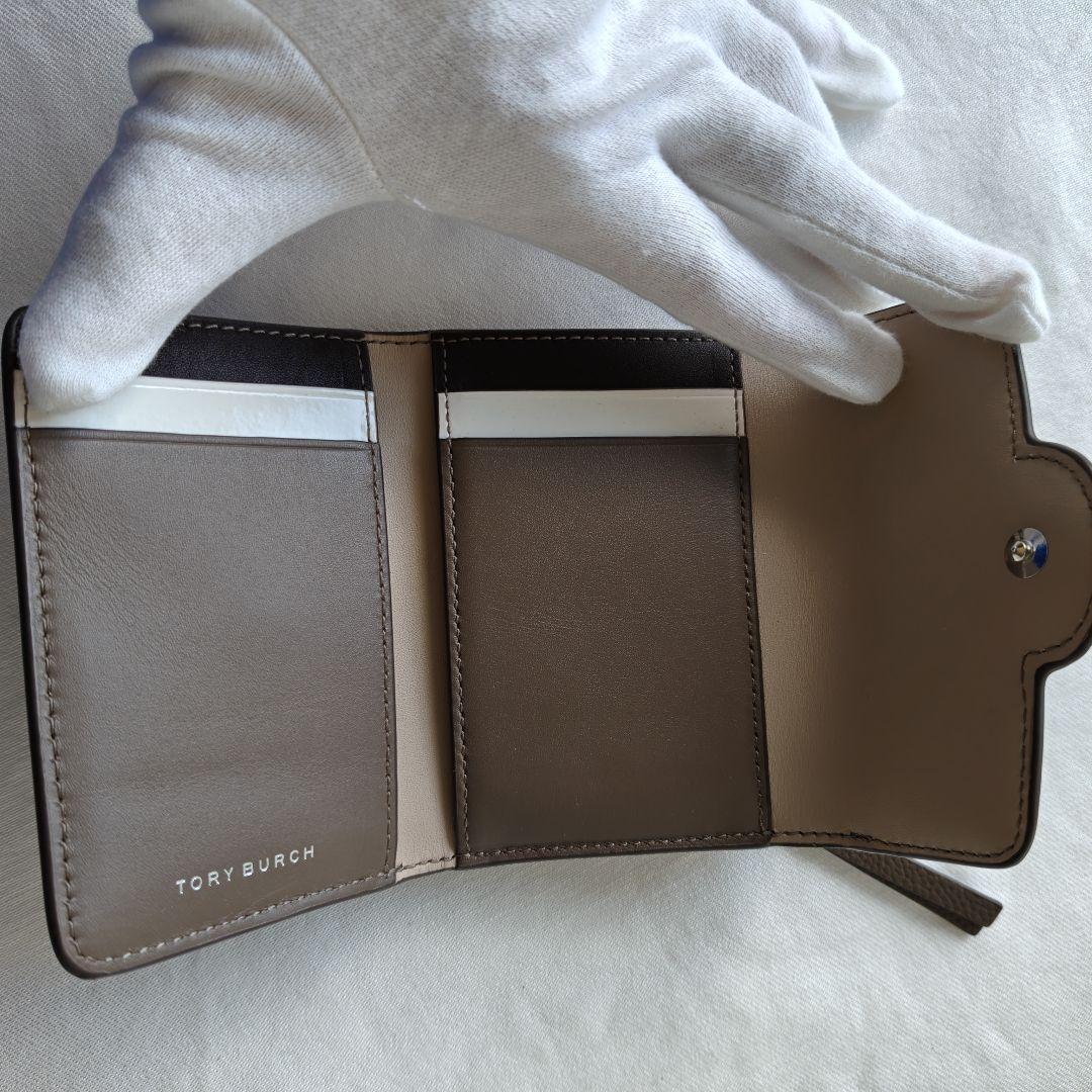 未使用級　トリーバーチ　ロビンソンペプルドウォレット