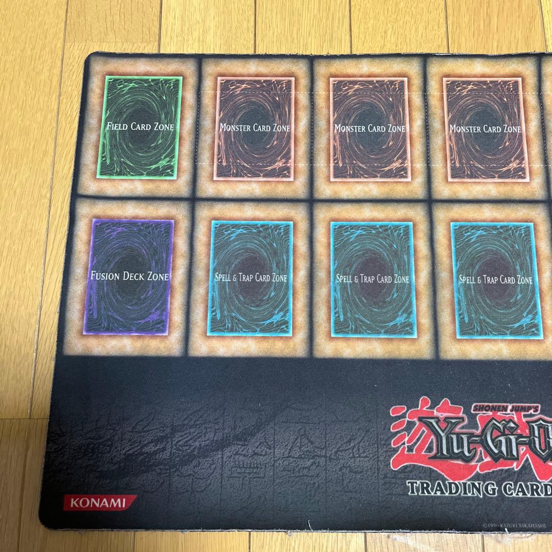 遊戯王 海外 TOP8 プレイマット