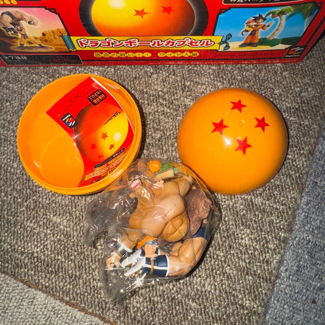 カプセル未開封あり　ドラゴンボール カプセル７個＋ガチャガチャ２個