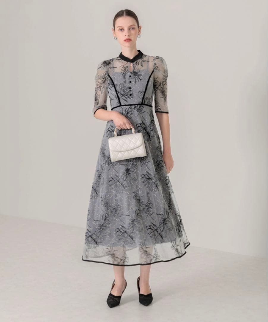 LEJA 配色パイピングプチハイネック花柄刺繍ラメレースロング丈ドレスワンピース