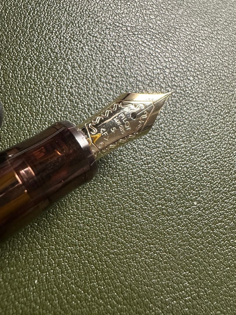 PILOT パイロット2024株主優待　万年筆　CUSTOM74 (F)