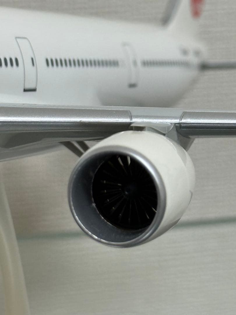 JAL日本航空 B777-300 oneworld塗装　1/200スケ