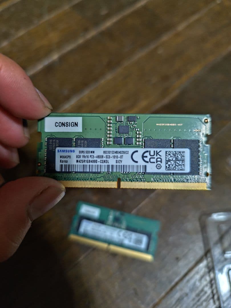 Samsung DDR5 8GB×2 メモリー 16GB ノート用