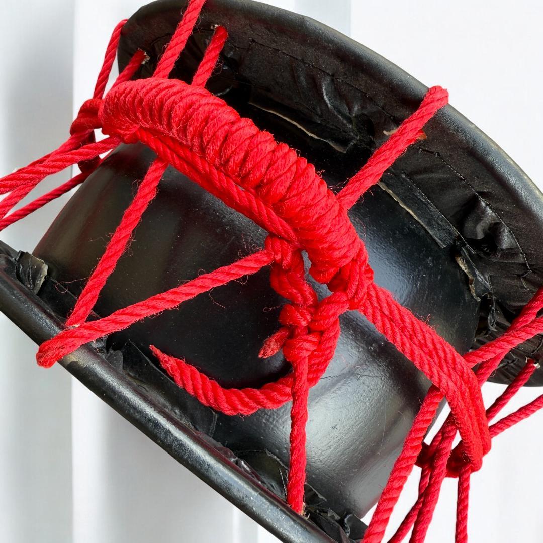 【新品】【蔵出し】締め太鼓 牛 革 和太鼓 バチ付き 台付き 入門用 セット