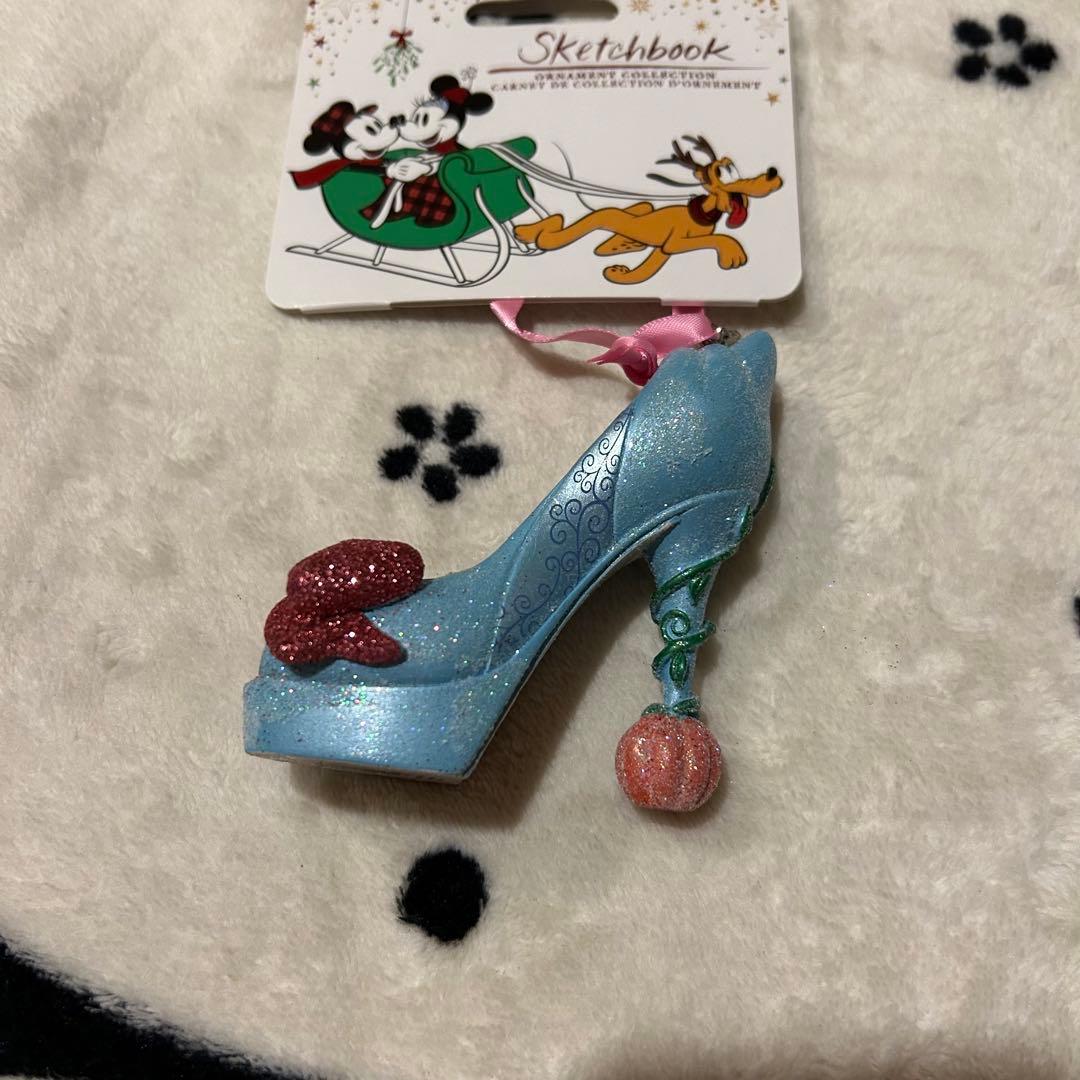未使用タグ付き　ディズニーストア　オーナメント　シューズモチーフ　2点