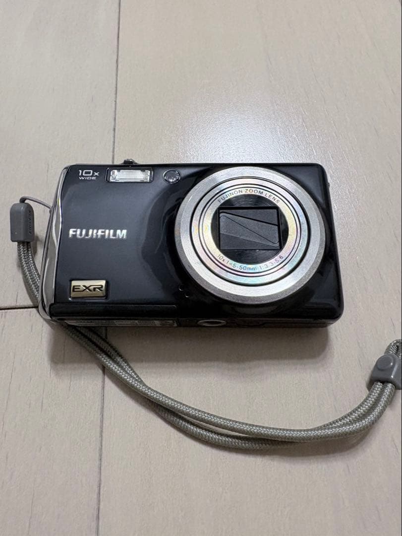 FinepixF70EXR コンパクトデジカメ 付属品完備