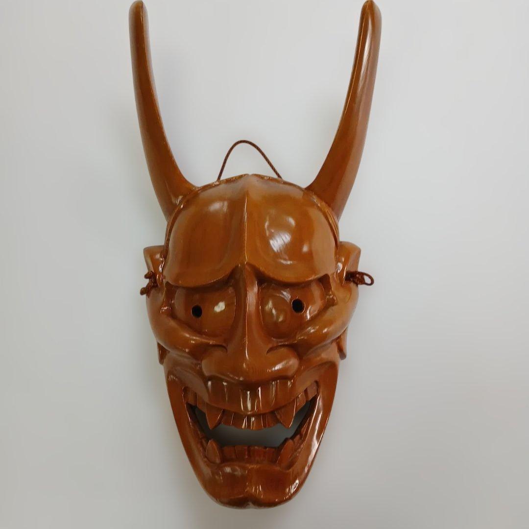 ユズコ木彫り 美しい般若面 能面　壁掛け　魔除け