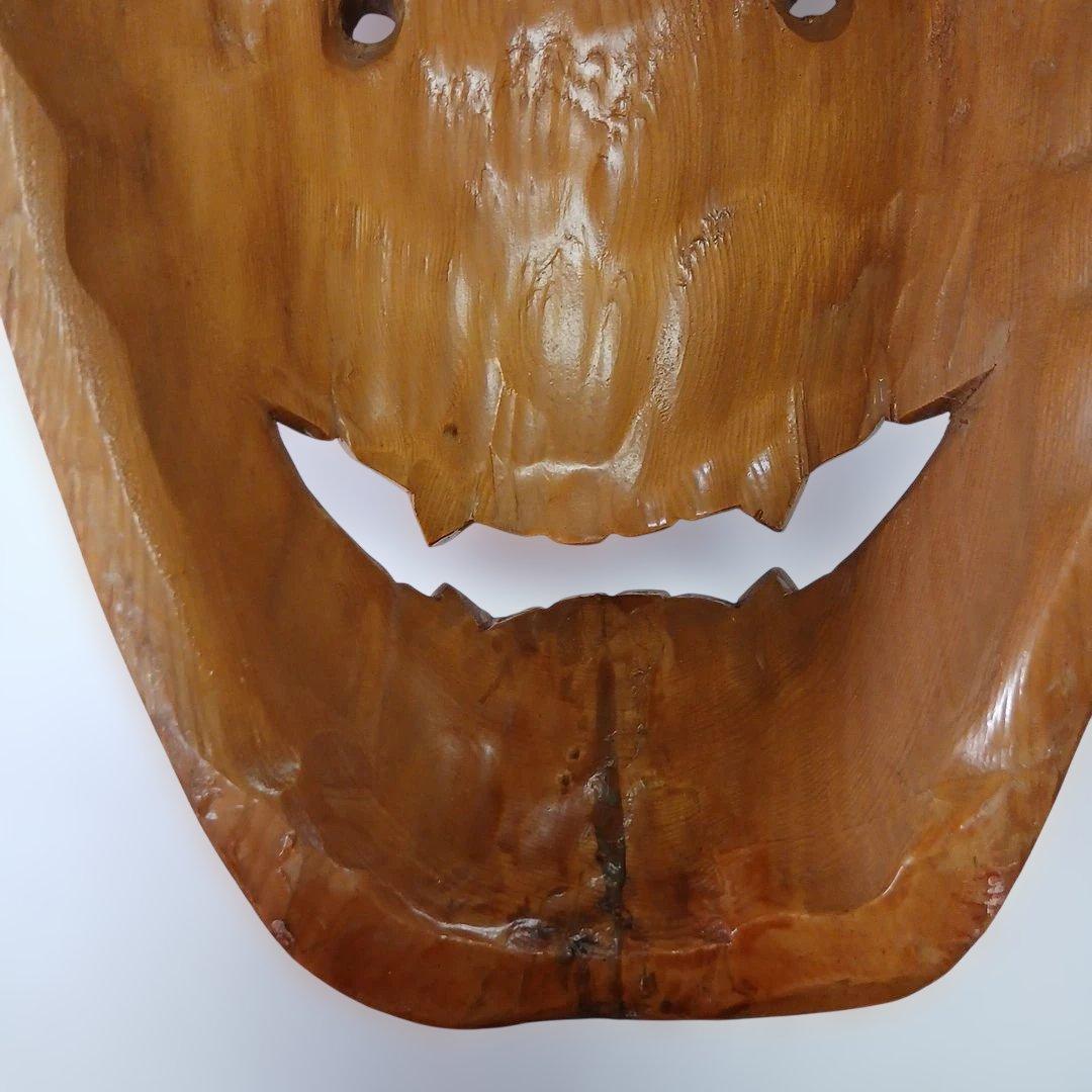 ユズコ木彫り 美しい般若面 能面　壁掛け　魔除け