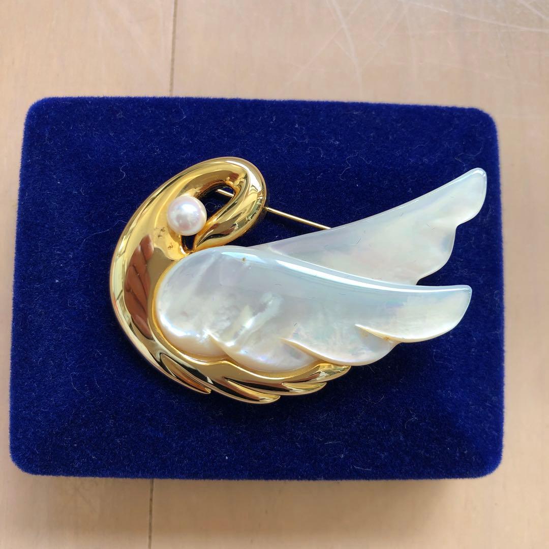 白鳥型　あこや真珠ブローチ