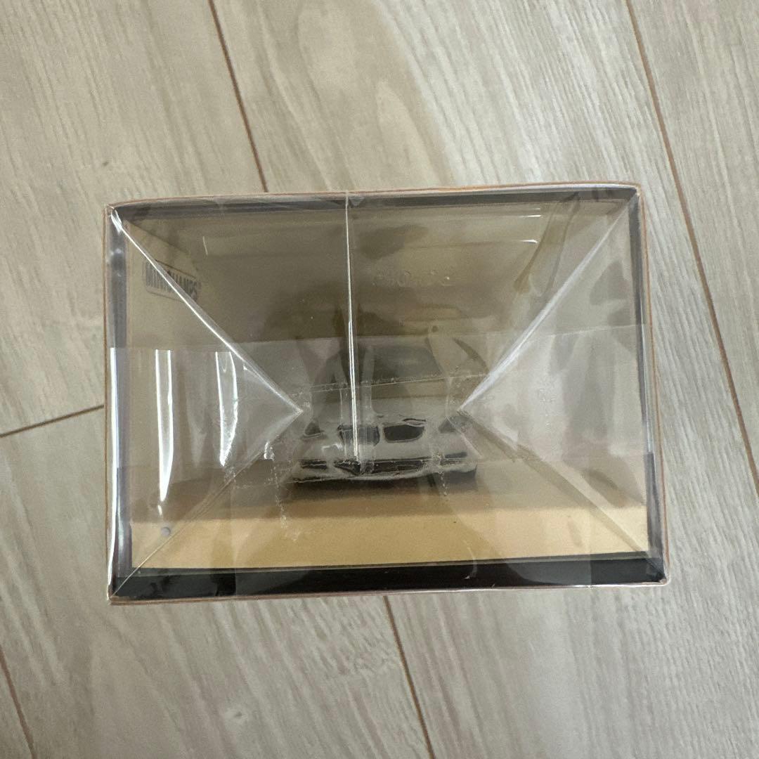 BMW M6 クーペ2007 ホワイト