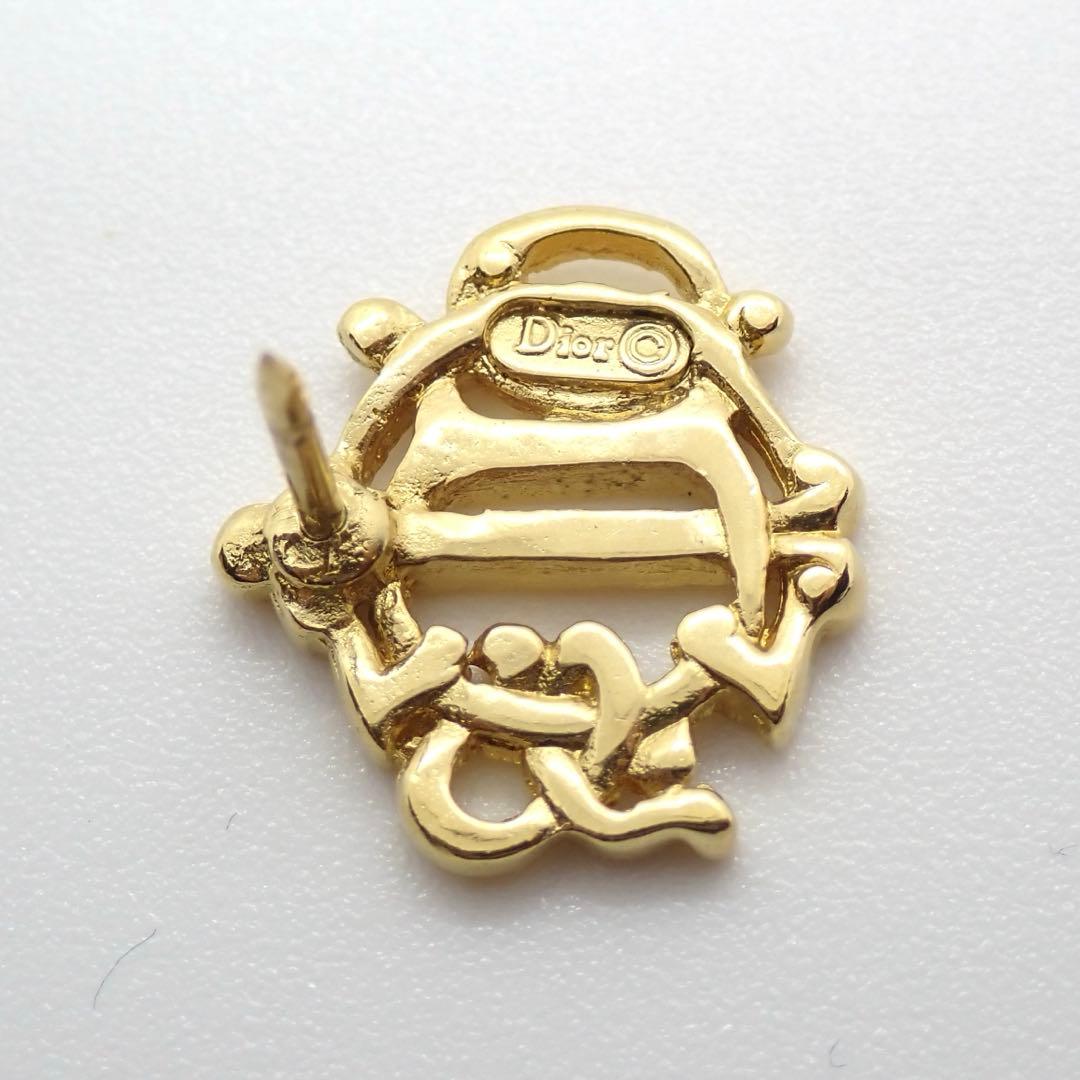 美品　クリスチャンディオール ピンバッジ　ロゴ　ゴールド