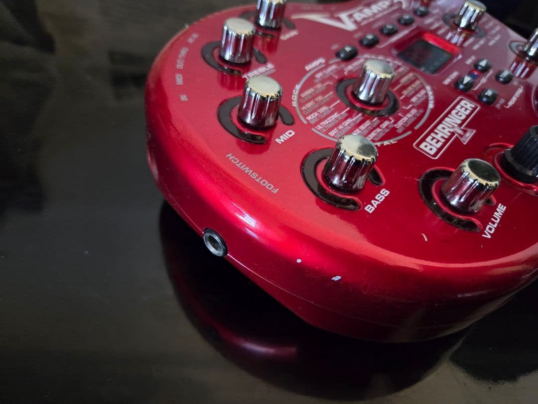 BEHRINGER VAMP 3 ギターエフェクター　アンプシミュレーター