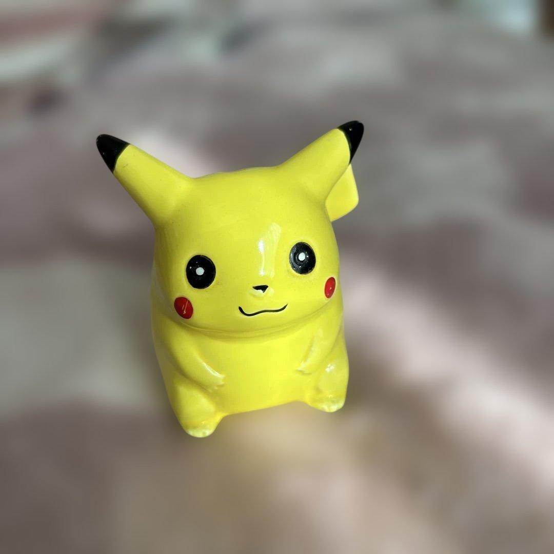 初期　ピカチュウ 陶器 貯金箱