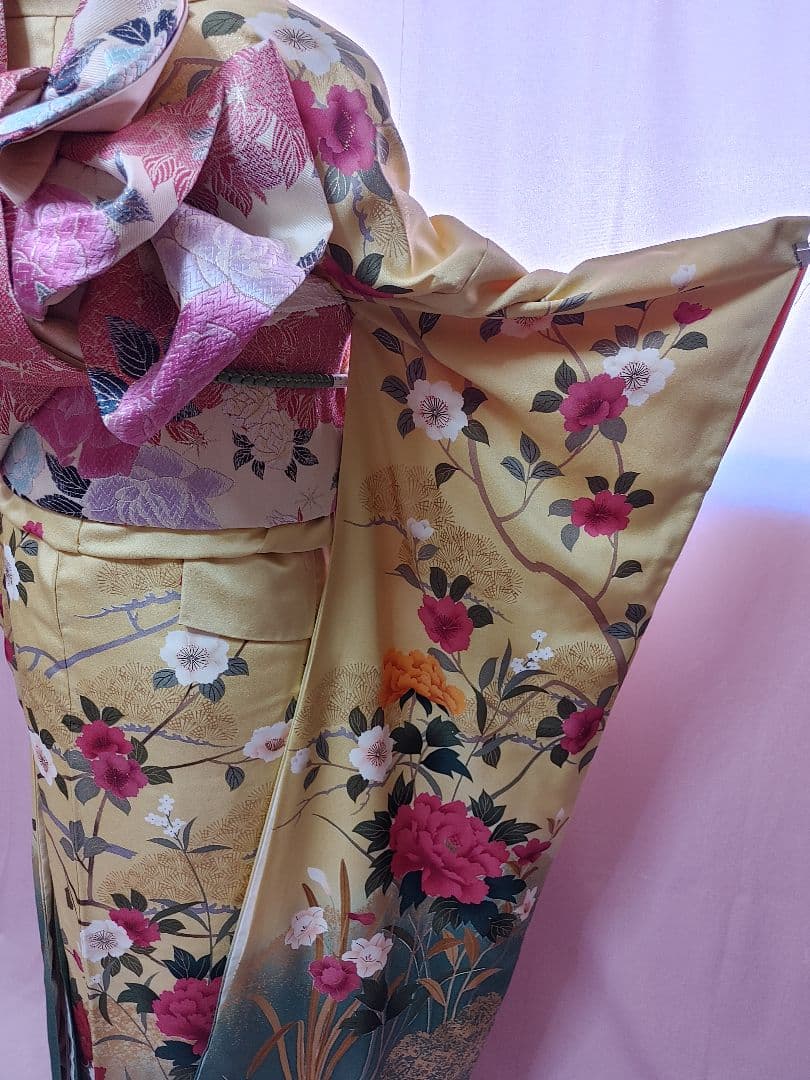 豪華　牡丹　振袖　袋帯　帯揚げ　帯締めセット　刈安色(薄い緑がかった黄色)