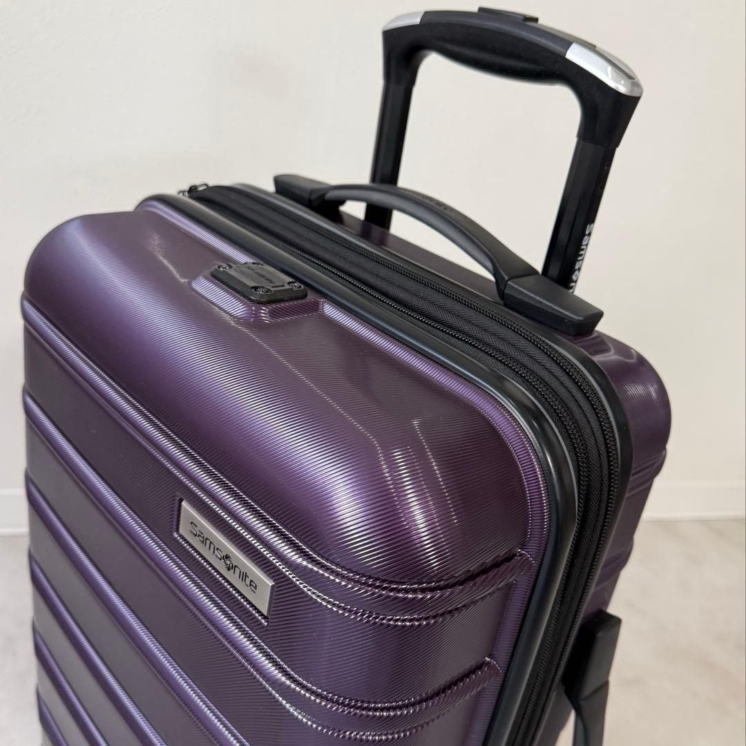 完売品！サムソナイト 機内持ち込み スーツケース キャリー omni2 USB