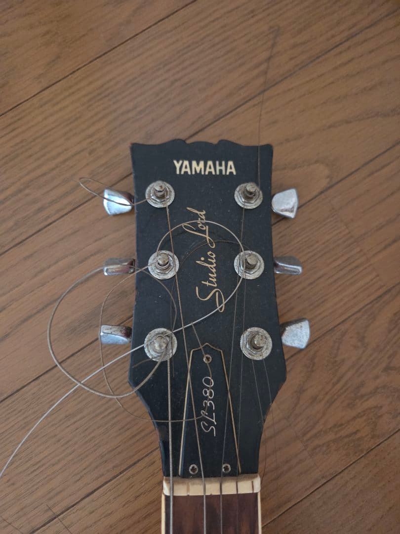 ヤマハ　レスポールエレキギター　訳あり