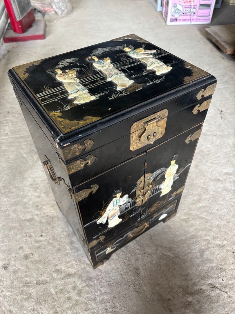 韓国 中国 唐木 螺鈿 象嵌 漆 ジュエリーボックス　小物箪笥
