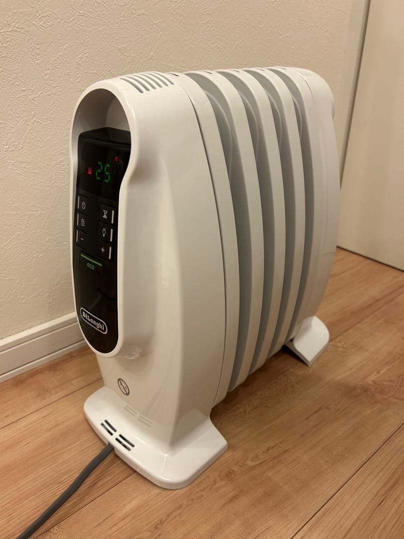 DeLonghi オイルヒーター NJ0505E 500W
