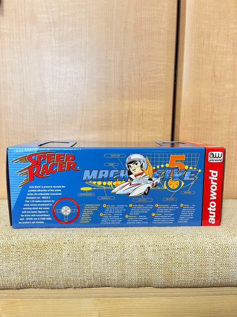 新品未開封　AUTO WORLD 1/18 マッハ号　ギミック多数