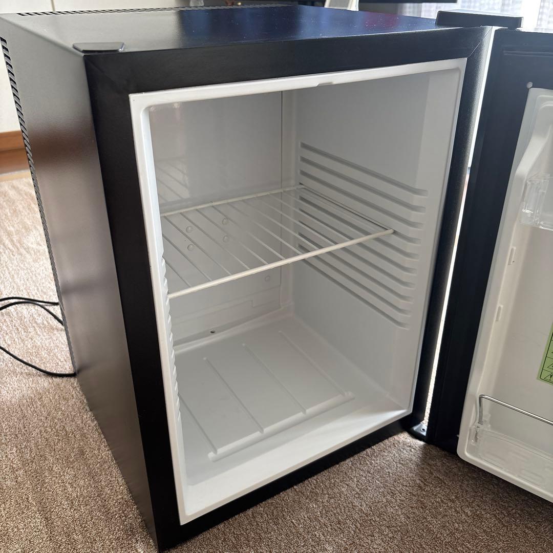 ワンドア冷蔵庫40L A stage